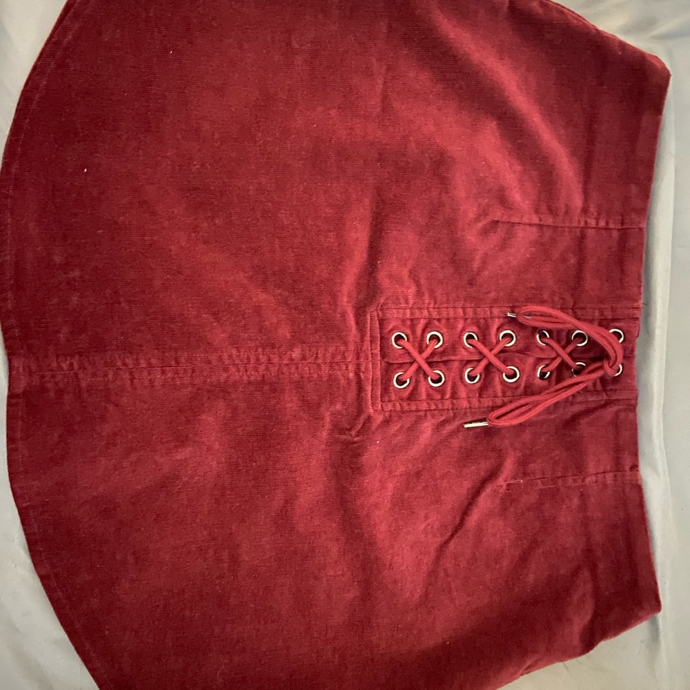 Forever 21 red skirt